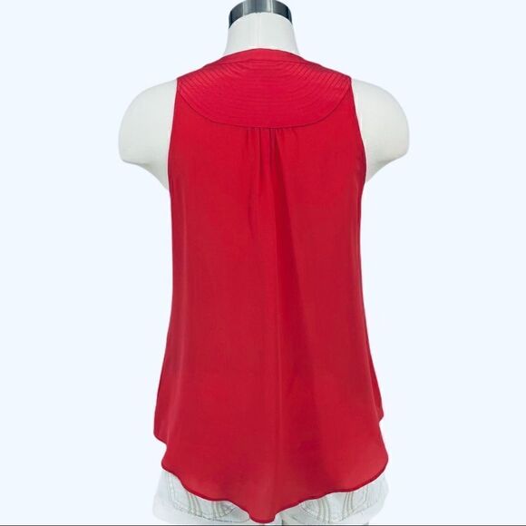 bebe Sleeveless Button Down Blouse - Hibiscus - Picture 8 of 13